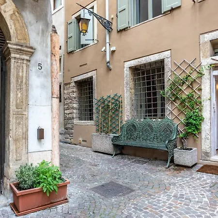 Apartament Corte Felicita *